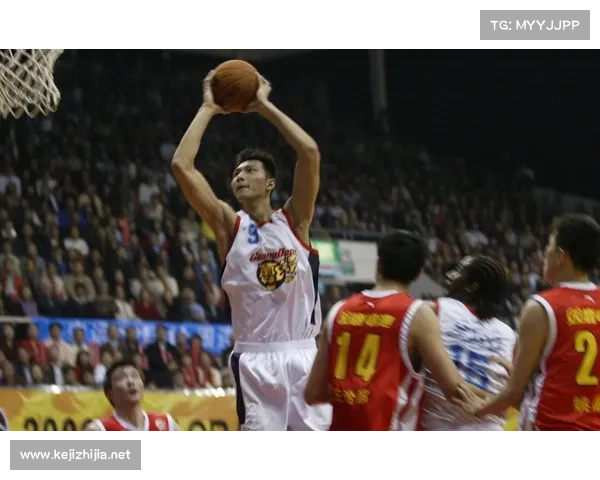 如何关注周琦加盟新疆的最新进展及相关动态追踪方法